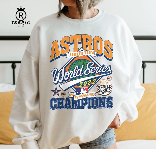 Retro Styles 90s Vintage Sweatshirt, Astros Head To The World 2022 ALCS Sweatshirt