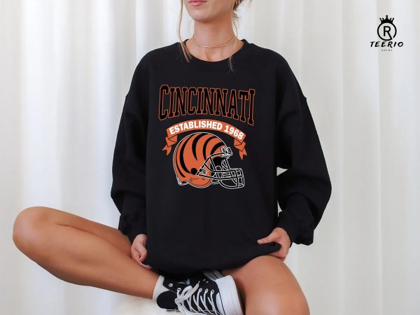 Vintage Cincinnati Football Crewneck Sweatshirt