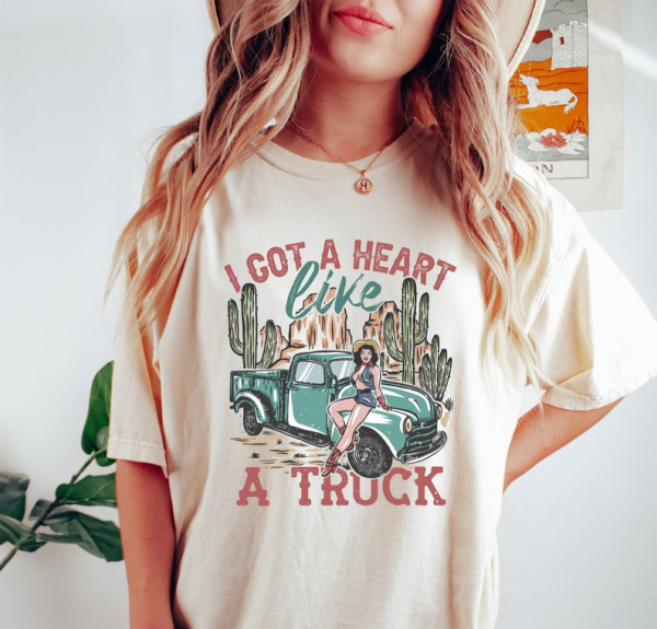 I Got A Heart Like A Truck, Country Music Shirt, Cowboy Sweatshirt, Howdy Western Gift, Nashville Shirt, Country Music Concert Tee,Howdy Tee