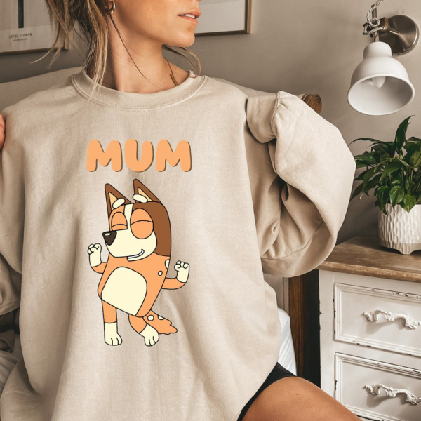 Vintage Mom Sweatshirt, Mom Sweatshirt, Mommy Sweatshirt, Mommy Hoodie, Cute Mommy Hoodie, Mother Love Shirt, Mother’s Day Gift, Dog mom