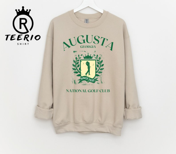 Vintage Augusta Georgia National Golf Club With Golfer Printed Sweatshirt