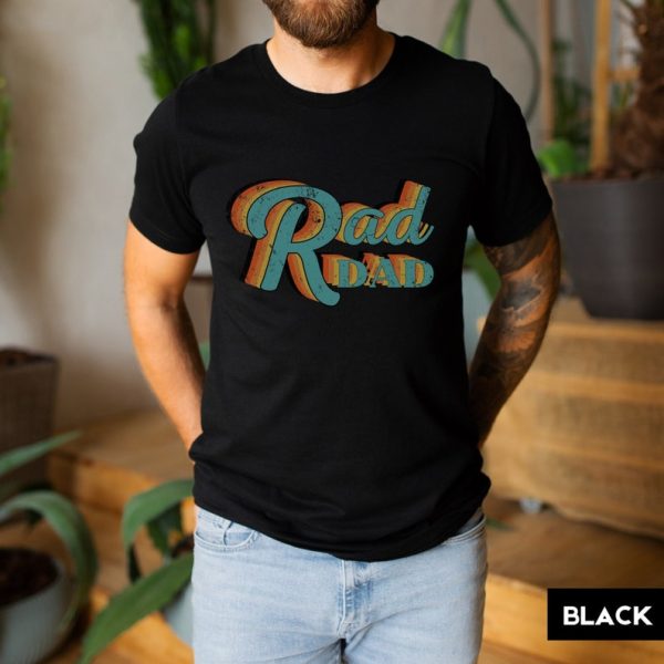 Rad Dad Retro Father’s Day T Shirt | Birthday/Christmas/Fathers Day Gift For Dad | Vintage/Grunge/Distressed T-Shirt | Unique Gifts For