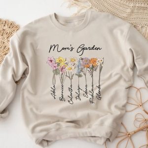 Mom’s Garden Sweatshirt, Custom Mama Shirt With Kids Names, Personalized Mom Sweater, Gift For Mother, Mothers Day Gift, Mom Birthday Gift