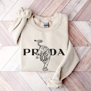 Prada Sweatshirt – Luxury Sweatshirt – Unisex Crewneck – Trendy T-Shirt – Fashion T-Shirt – Quality T-Shirt – Luxury Designer T-Shirt