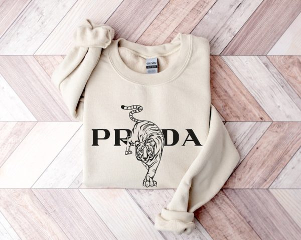 Prada Sweatshirt – Luxury Sweatshirt – Unisex Crewneck – Trendy T-Shirt – Fashion T-Shirt – Quality T-Shirt – Luxury Designer T-Shirt