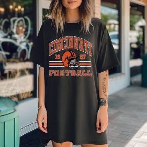 Cincinnati Bengals Shirt, Trendy Vintage Retro Style NFL Unisex Football Tshirt