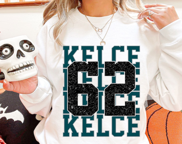 Jason Kelce Shirt, Philadelphia Football Sweatshirt, Jason Kelce 62 T-Shirt, Vintage Kelce Philly Football Shirt, American Football Fan Gift