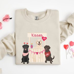 Labrador Retriever Valentines Day Sweatshirts, Labrador Retriever, Labrador mom, Labrador Retriever, Labrador Retriever gift, Labrador gifts