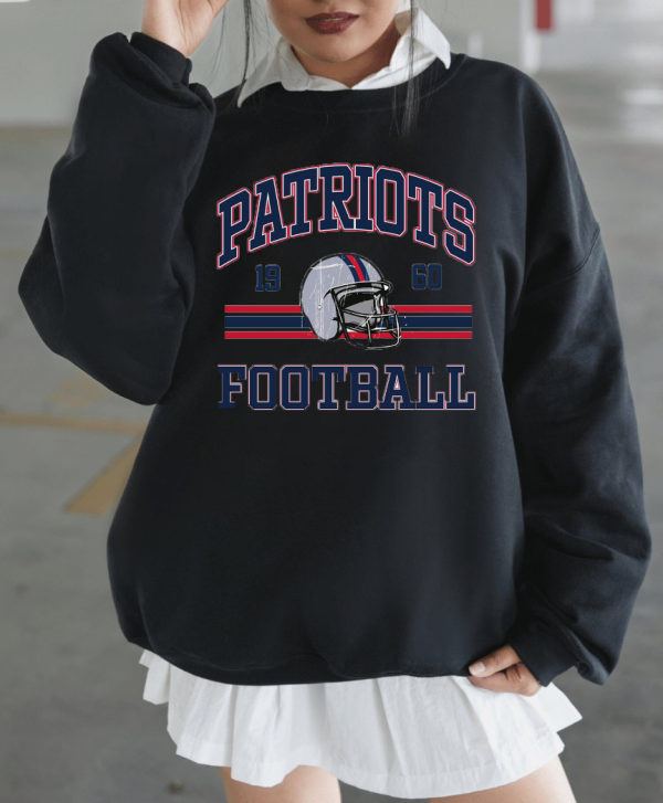 Patriots Football T-Shirt, Vintage New England Football Sweatshirt, Patriot Sweatshirt,  Patriot Hoodie For Fans, New England Football Tee