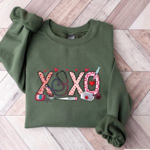 XOXO Nurse Valentine Sweatshirt, Comfort Colors Nurse Valentines Day, Health Supplies Sweater, Nursing School, Nurse Valentine Appreciation