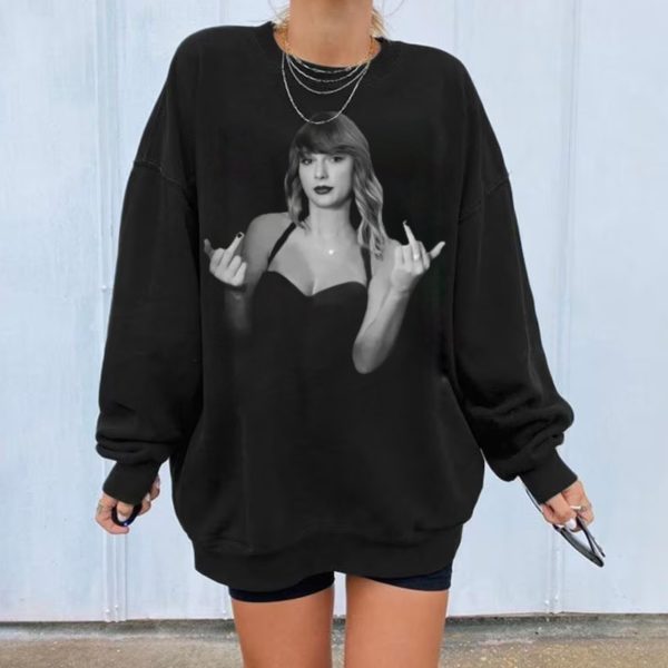 Taylor Middle Finger Shirt, Trendy Aesthetic Tee, Rep Era, Sassy Shirt